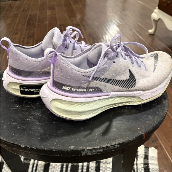 Nike lavender Invincible Run 3 - Picture 1 of 4